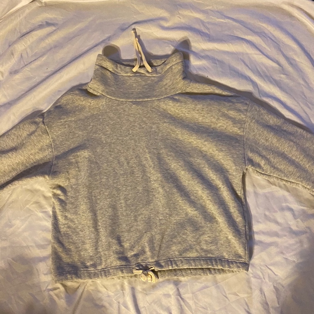 Cropped Sweatshirt